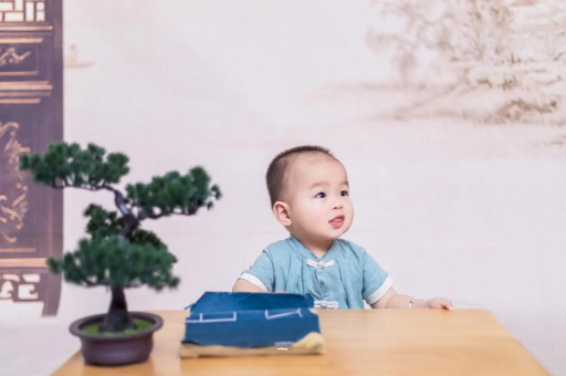 济宁孕妇如何预防妊娠纹